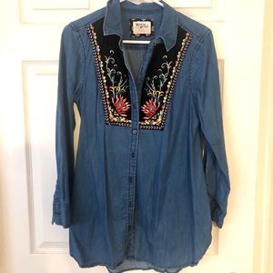 Holding Horses Anthropologie Denim Shirt Tunic 8 M